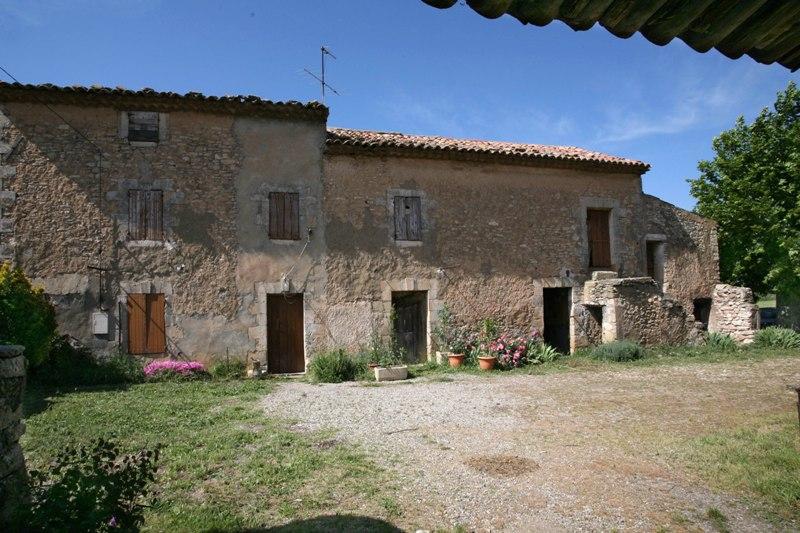 Mas en Provence en vente avec 3 hectares de terres